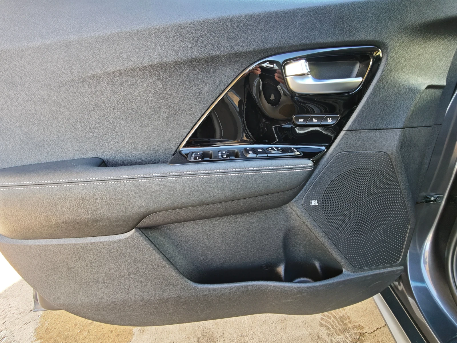 Kia Niro Zero Eission, снимка 17 - Автомобили и джипове - 53749141