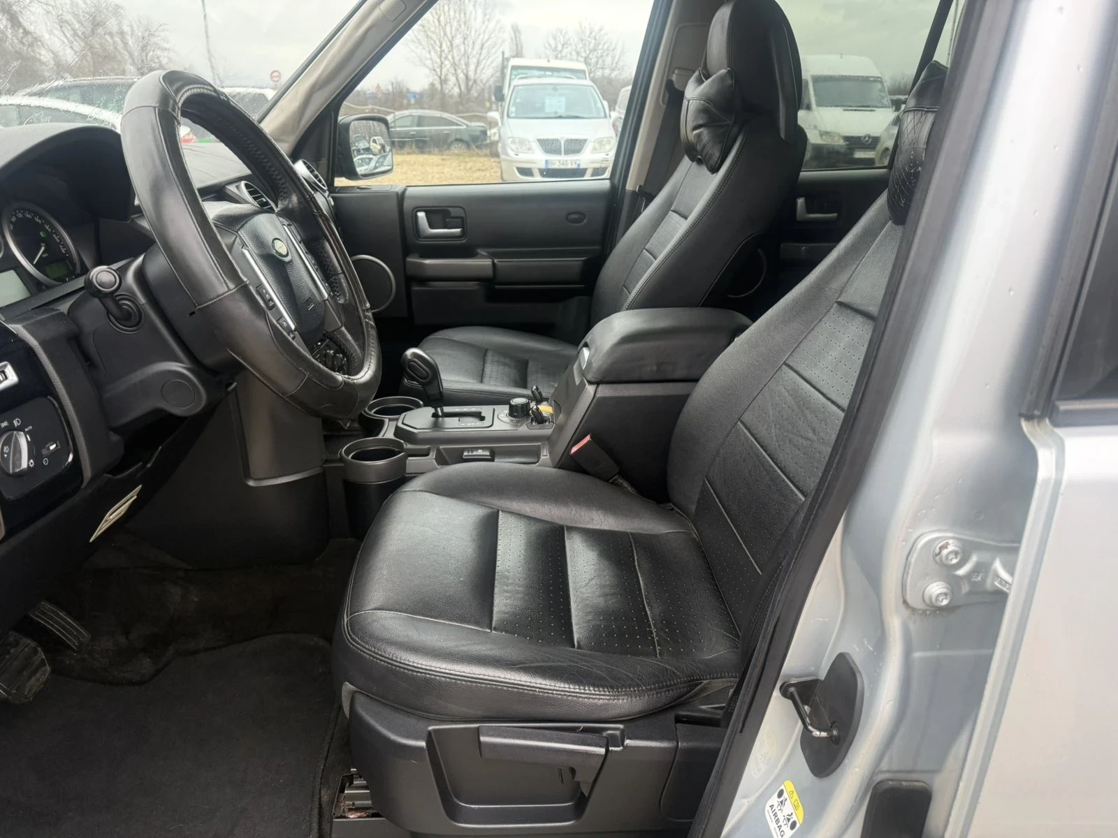 Land Rover Discovery 2.7D 6+ 1 БАРТЕР ЛИЗИНГ, снимка 9 - Автомобили и джипове - 53967075