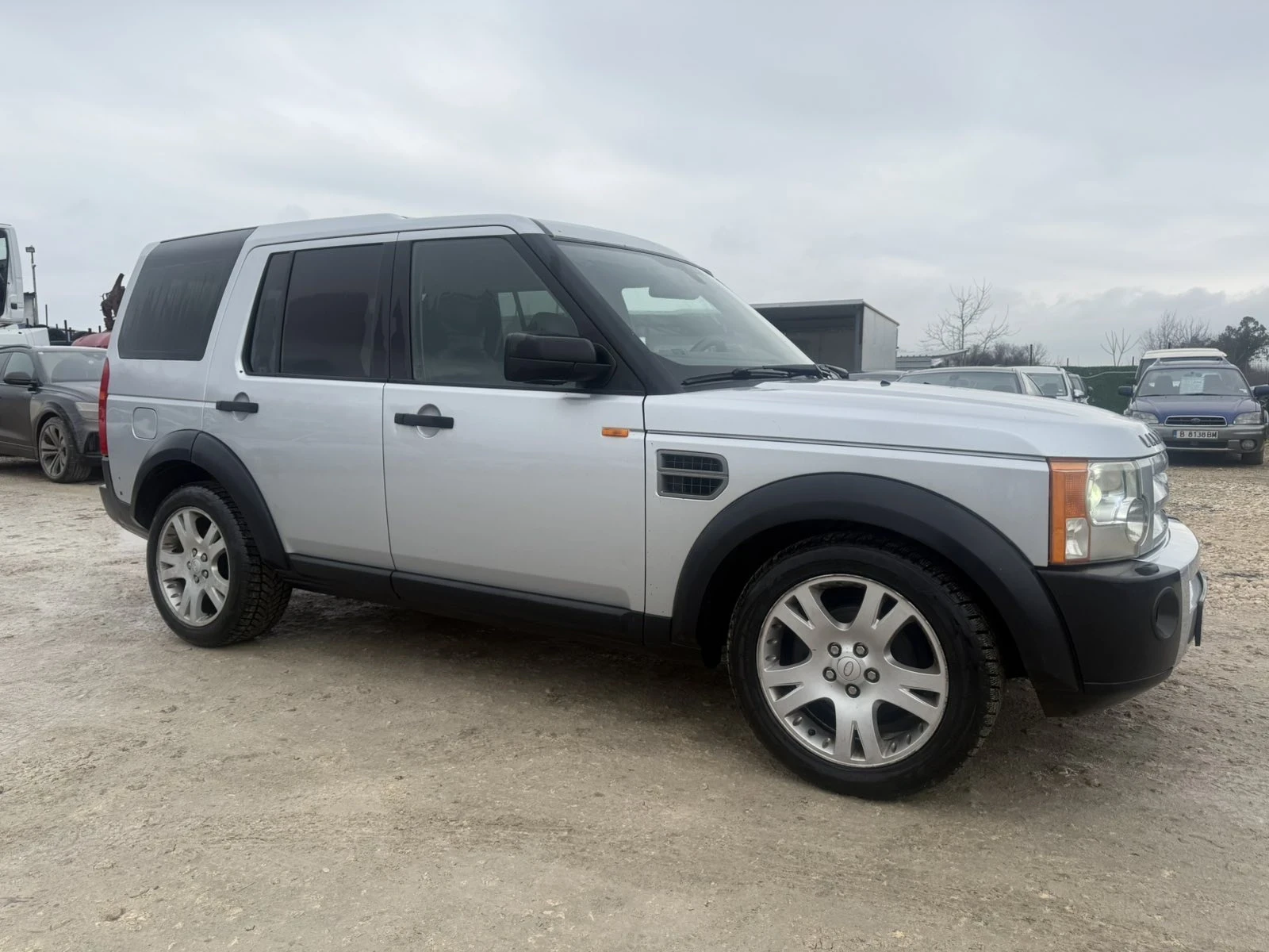 Land Rover Discovery 2.7D 6+ 1 БАРТЕР ЛИЗИНГ, снимка 2 - Автомобили и джипове - 53967075