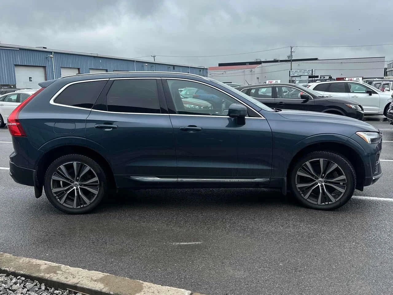 Volvo XC60 Inscription /360/DIS/BOWERS&WILKINS/АВТОКРЕДИТ, снимка 14 - Автомобили и джипове - 54678733