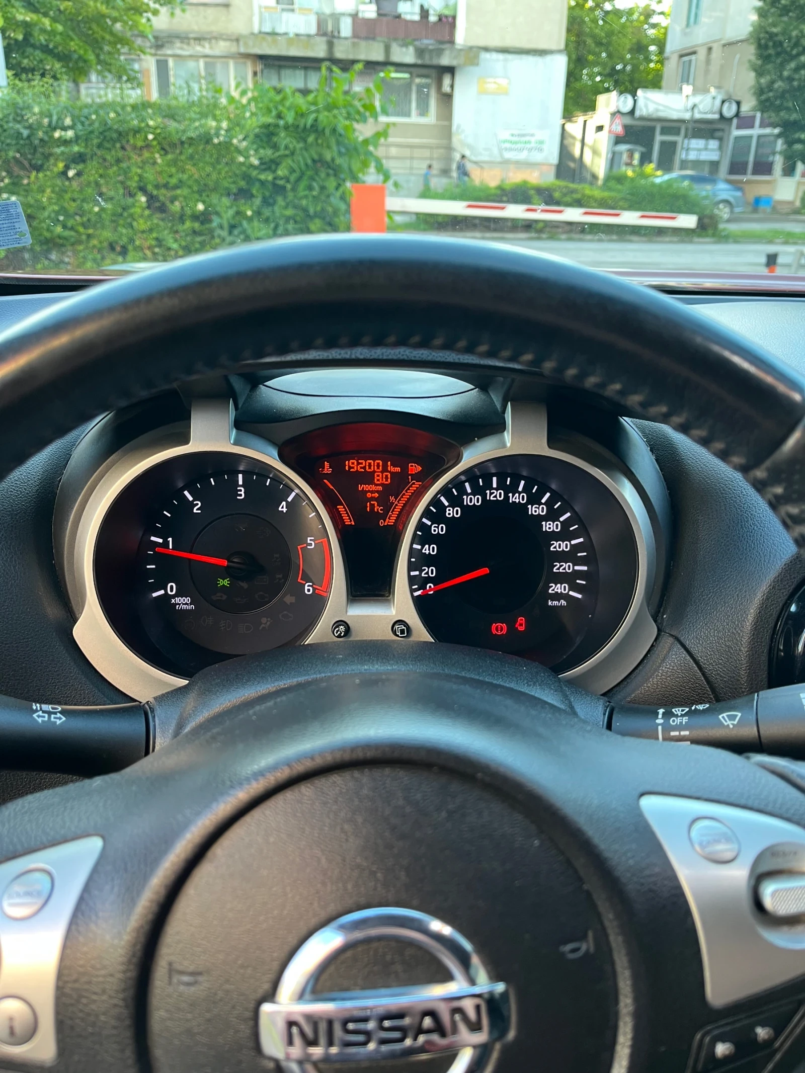 Nissan Juke 1.5DCI, снимка 9 - Автомобили и джипове - 54756391