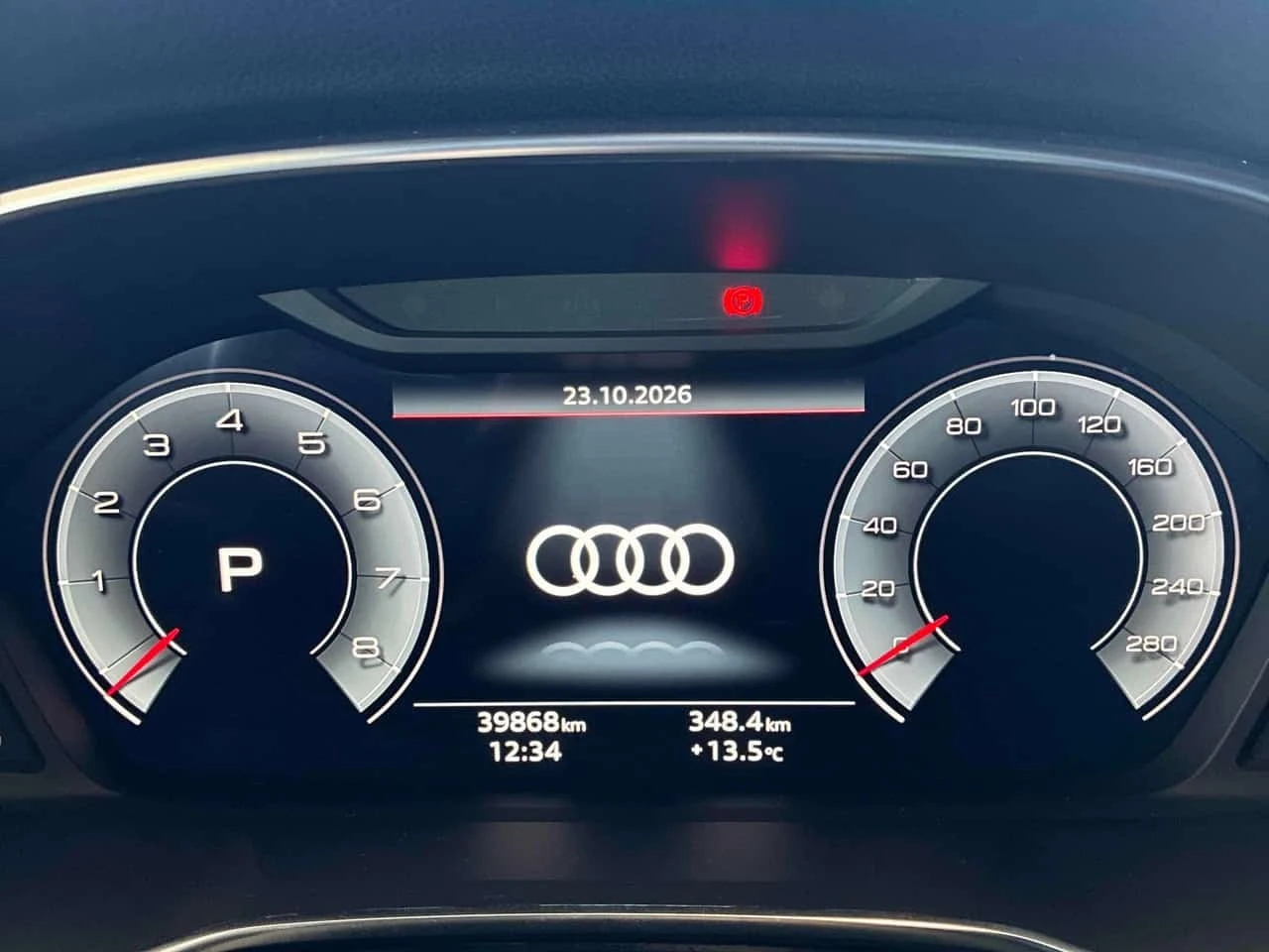 Audi Q3 Technik/360/Dis/B&O/Представителство , снимка 10 - Автомобили и джипове - 56653260