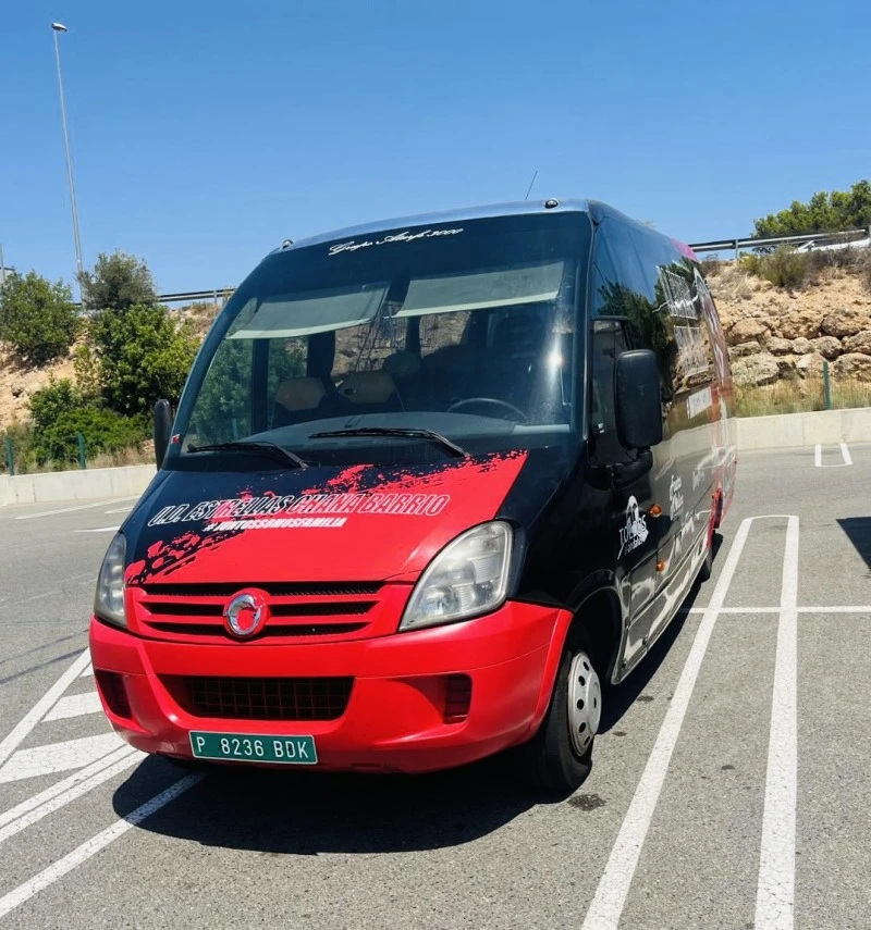 Iveco Daily 65/18 стъкло пакет 27 места, снимка 1 - Бусове и автобуси - 47124599