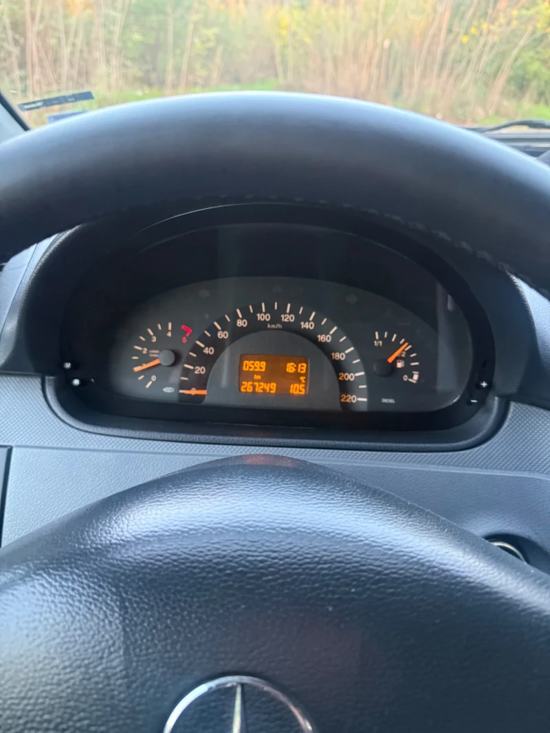 Mercedes-Benz Vito 111 cdi, снимка 10 - Бусове и автобуси - 52616469