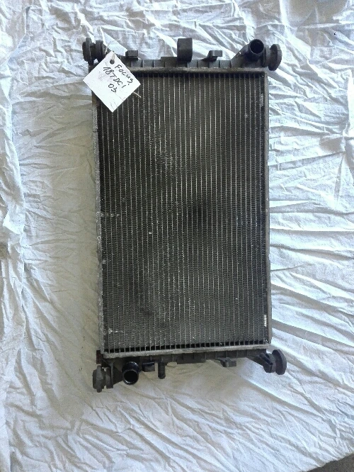 воден радиатор за форд фокус 1