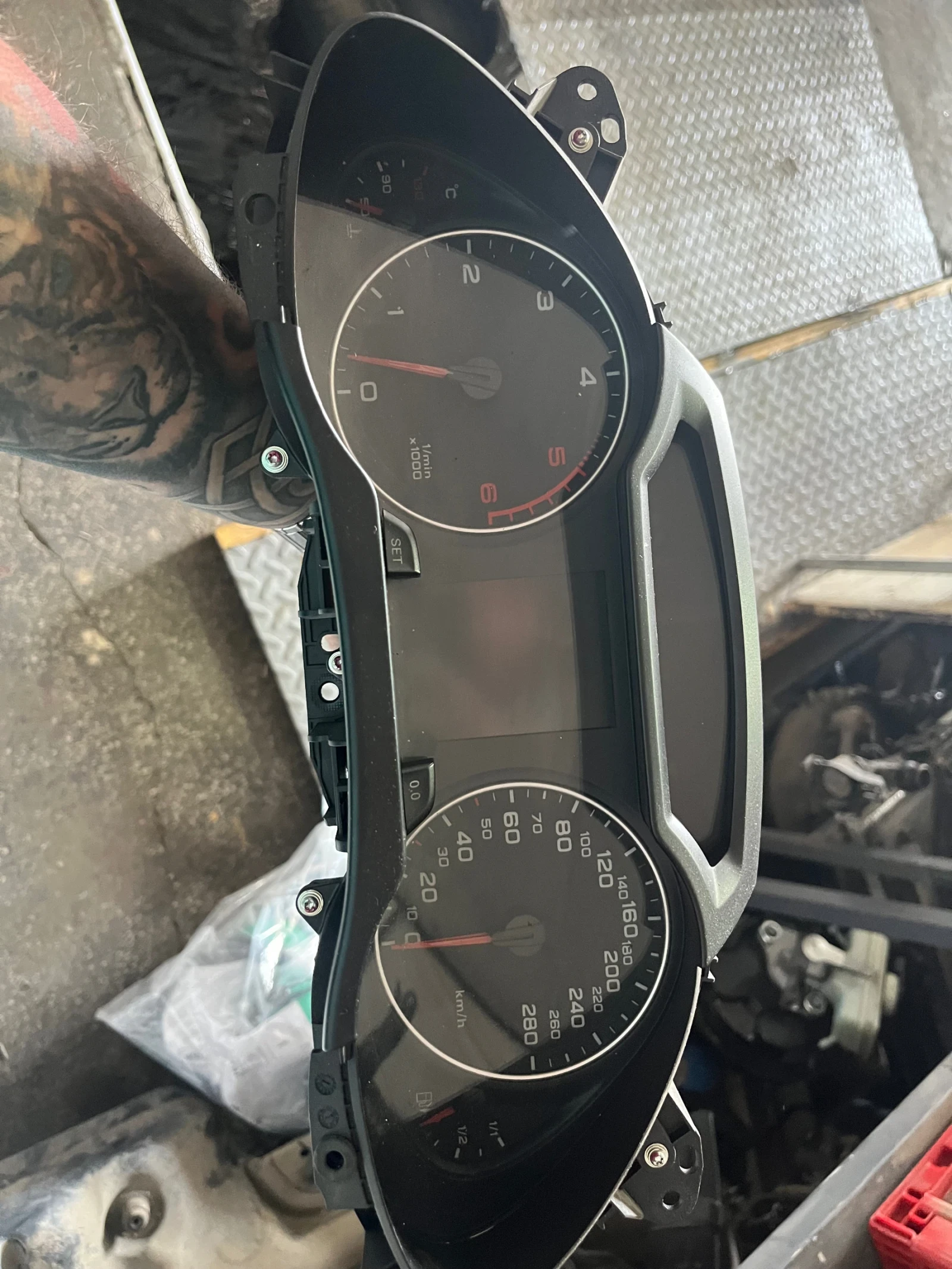 ���������� ���� �4 �8 2.0TDI 2009 | Mobile.bg � ����������� 1