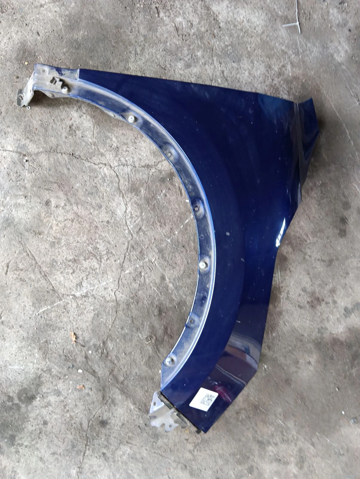 калник десен лилав  Nissan Qashqai