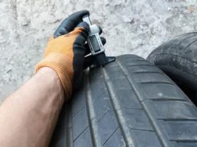 Гуми Летни 235/55R17, снимка 3