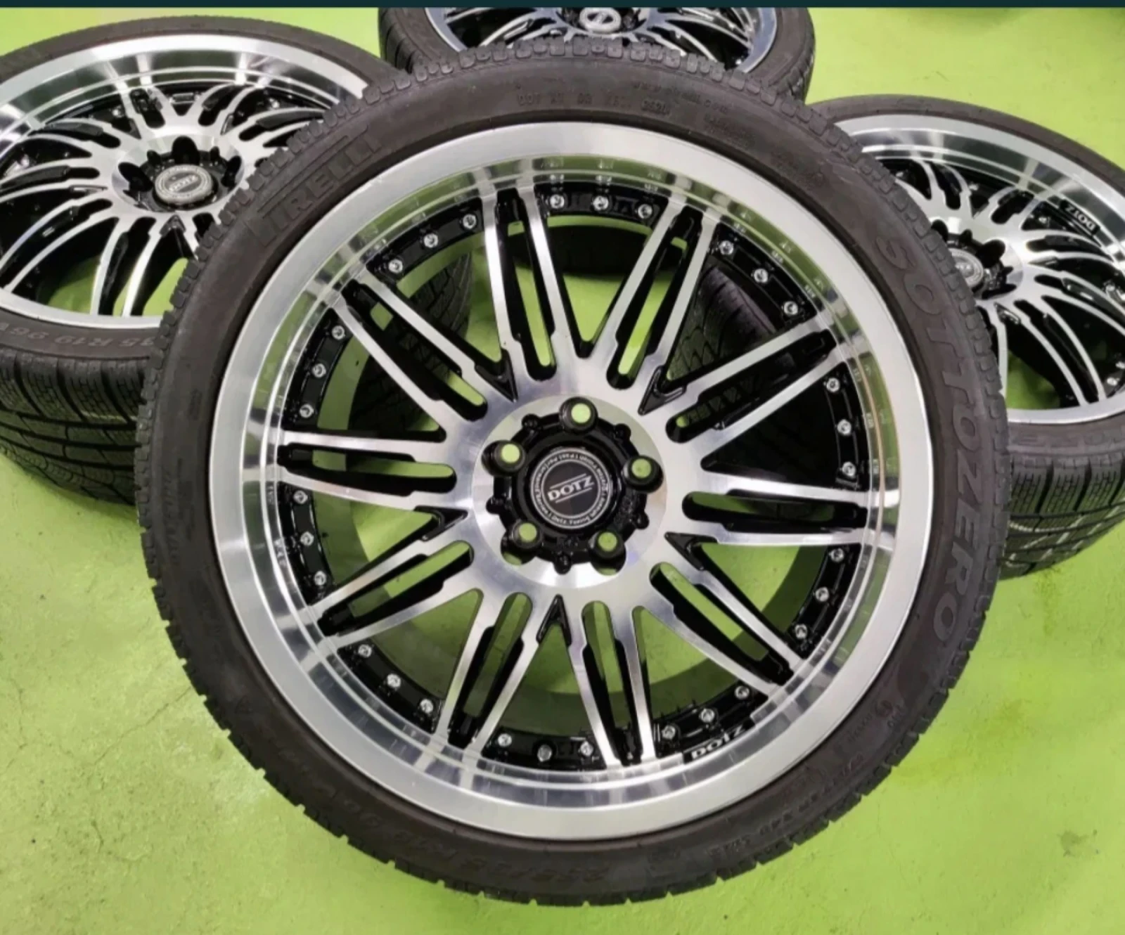 ���� � ������ 255/35R19 | Mobile.bg � ����������� 1