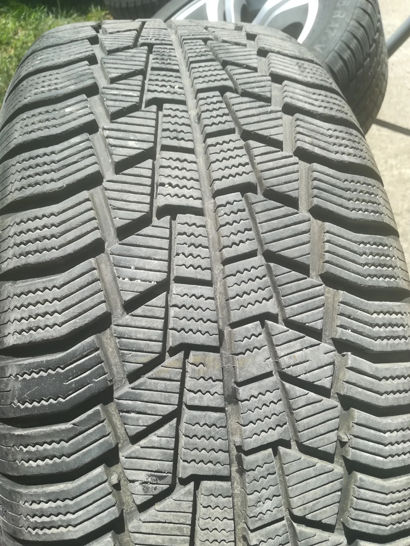 Гуми с джанти Gislaved 235/55R17, снимка 6 - Гуми и джанти - 55729927