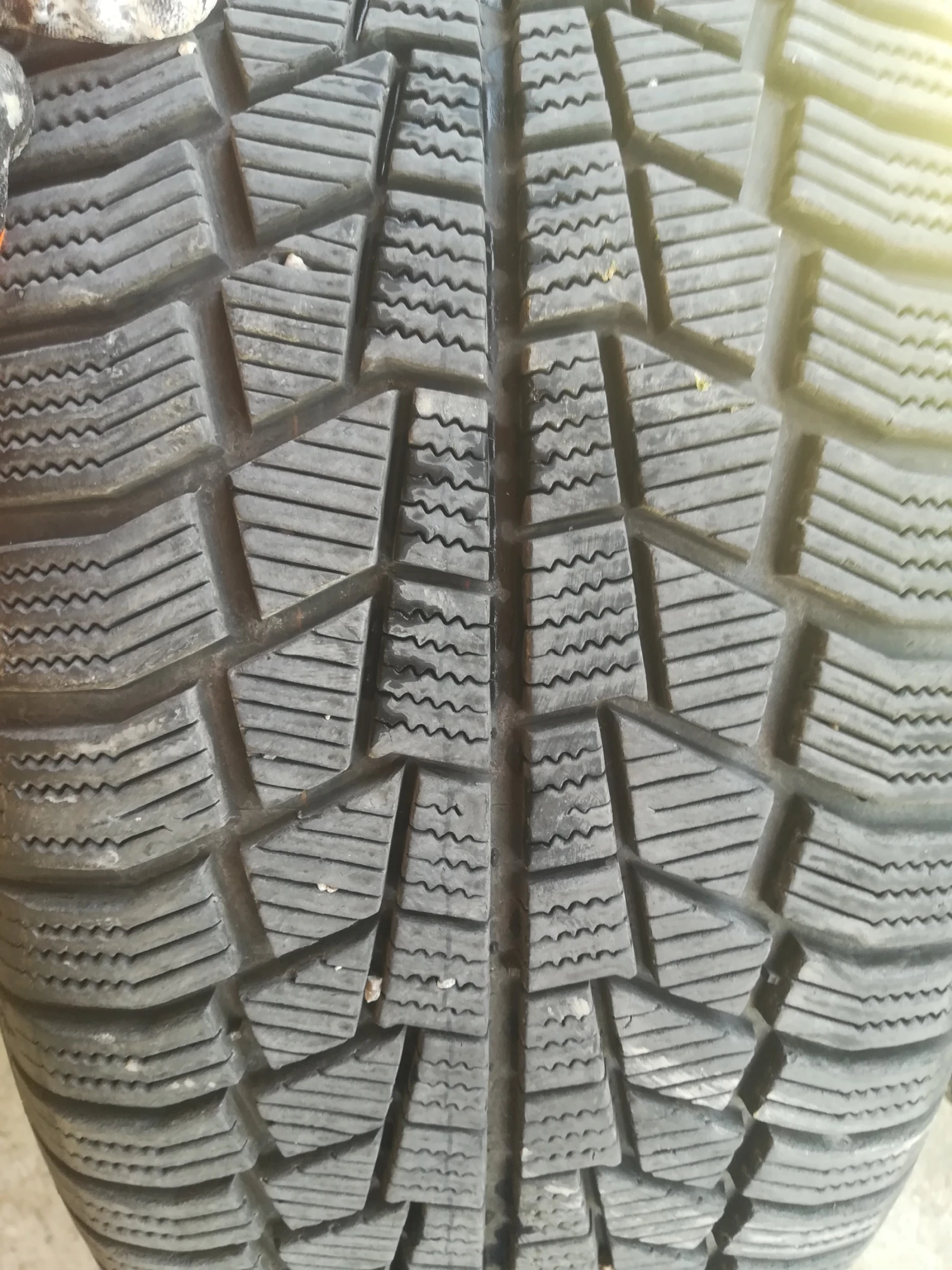 Гуми с джанти Gislaved 235/55R17, снимка 8 - Гуми и джанти - 55729927