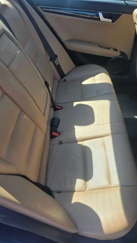 Mercedes-Benz C 350 * CARFAX * ЦЕНА ДО БГ, снимка 10