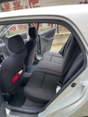 Toyota Corolla 1.6i, снимка 7