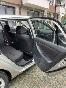 Toyota Corolla 1.6i, снимка 9