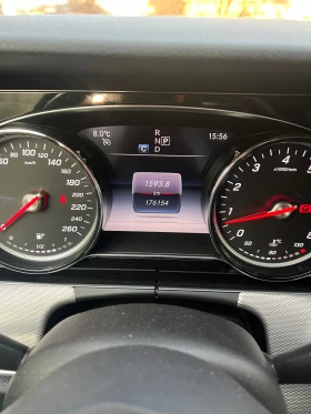 Mercedes-Benz E 200, снимка 12