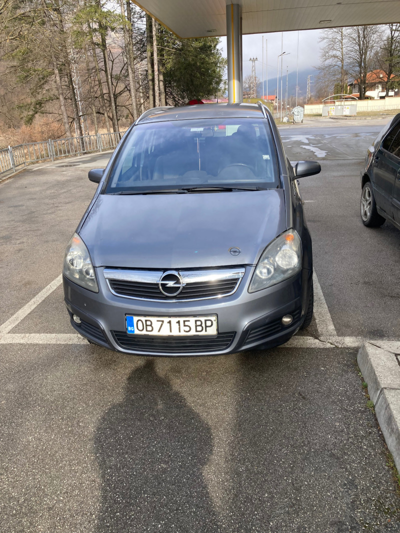 Opel Zafira Комби, снимка 6 - Автомобили и джипове - 45294740