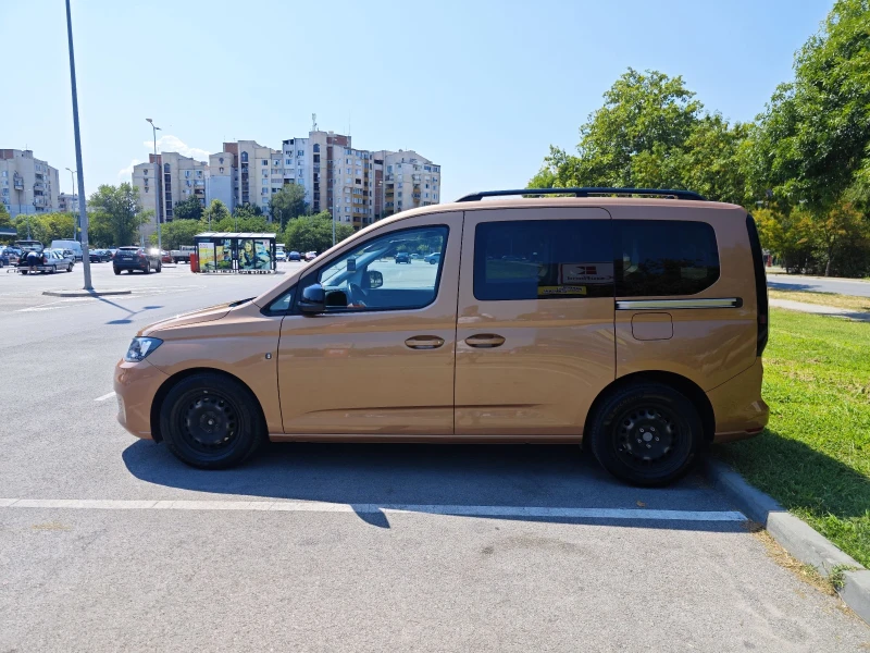 VW Caddy 2.0 TDI 7 Места, снимка 4 - Автомобили и джипове - 46984421