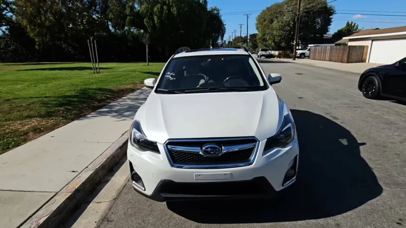 Subaru Impreza  Crosstrek Hybrid Touring, снимка 1 - Автомобили и джипове - 47806676