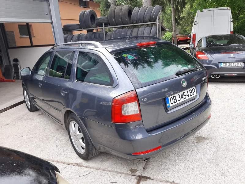 Skoda Octavia 1.6 TDI, снимка 5 - Автомобили и джипове - 51400828