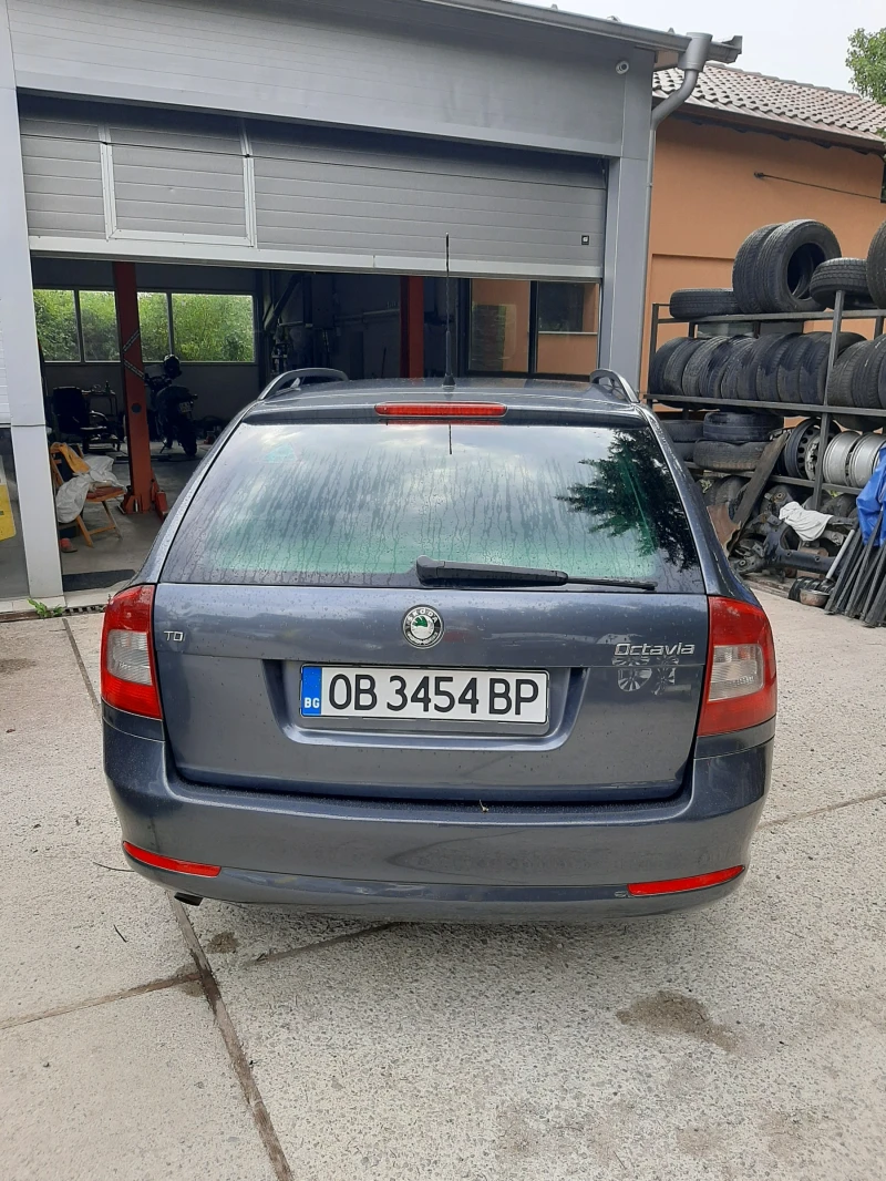 Skoda Octavia 1.6 TDI, снимка 4 - Автомобили и джипове - 51400828