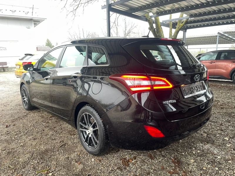 Hyundai I30 1.6/Auto/Обдухване , снимка 6 - Автомобили и джипове - 52583344