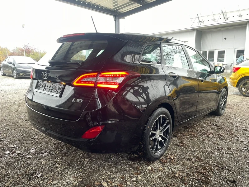 Hyundai I30 1.6/Auto/Обдухване , снимка 5 - Автомобили и джипове - 52583344
