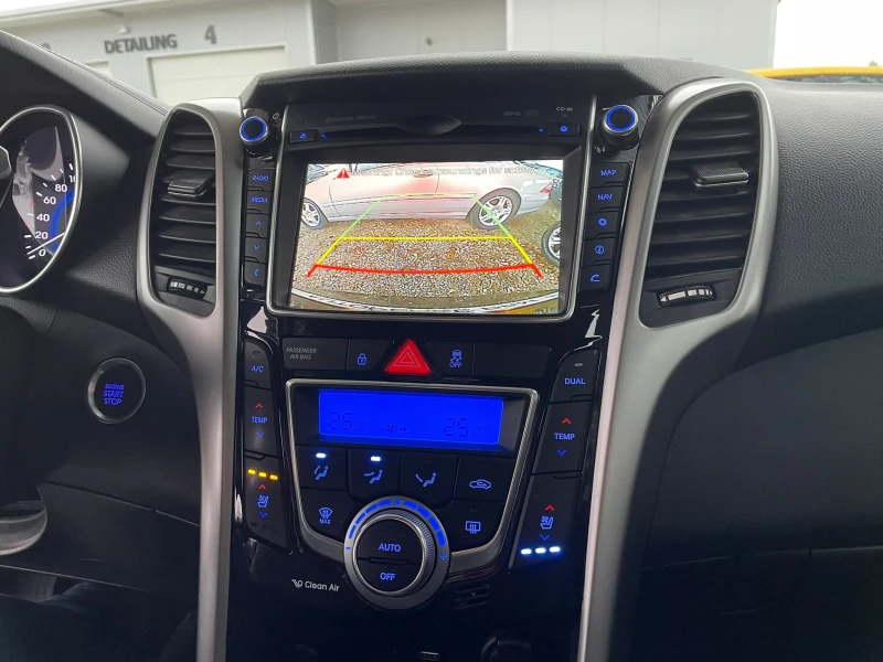 Hyundai I30 1.6/Auto/Обдухване , снимка 15 - Автомобили и джипове - 52583344