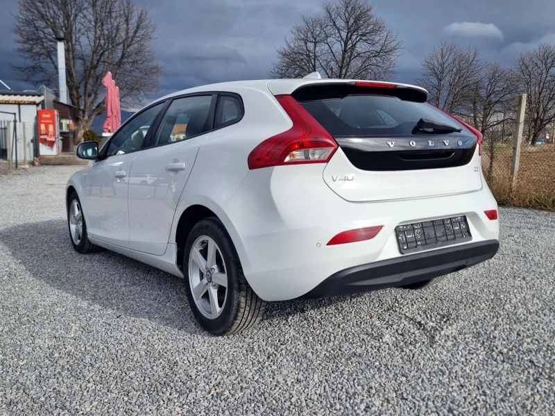 Volvo V40, снимка 4 - Автомобили и джипове - 53014189