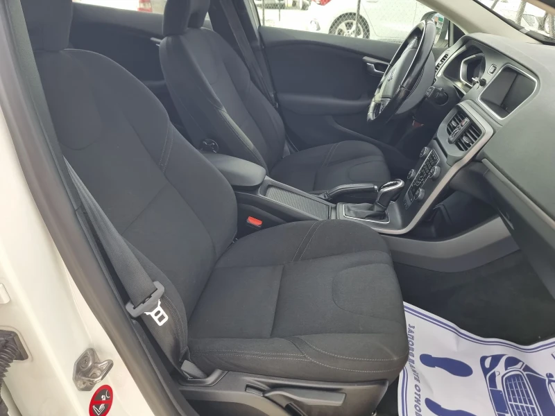 Volvo V40, снимка 10 - Автомобили и джипове - 53014189