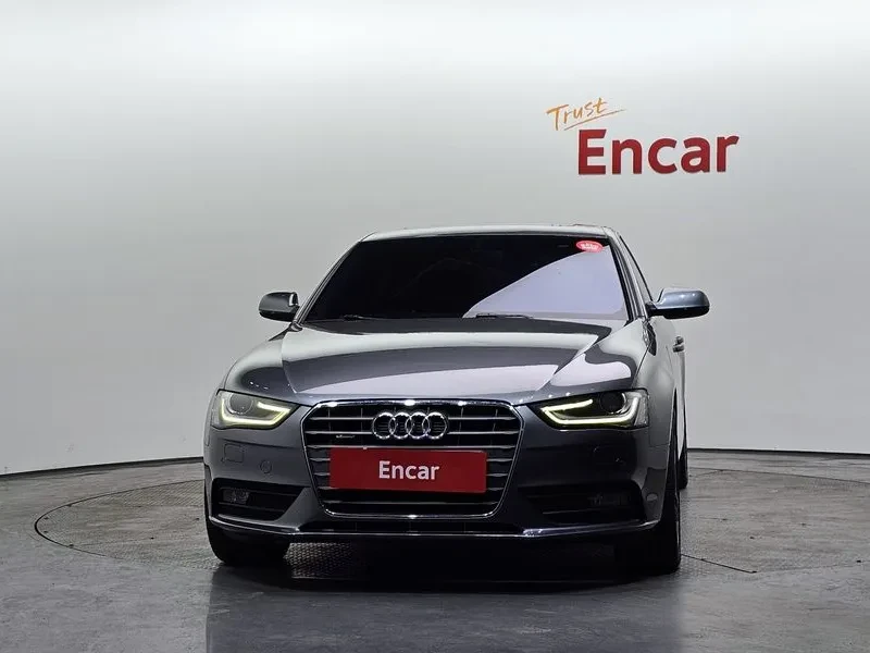 Audi A4 2.0 TFSI Quattro, снимка 3 - Автомобили и джипове - 54548636