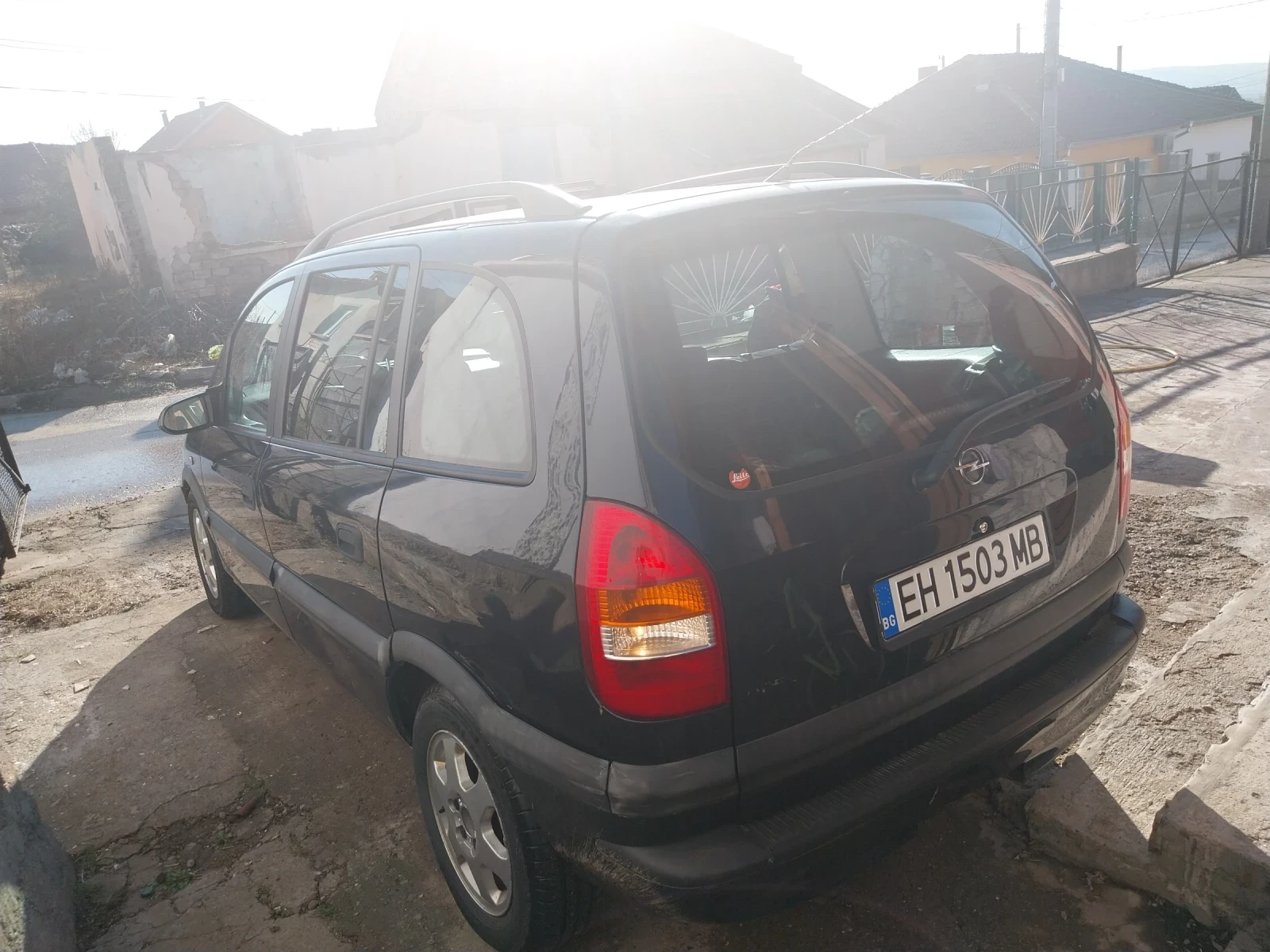Opel Zafira Комфорт - изображение 4