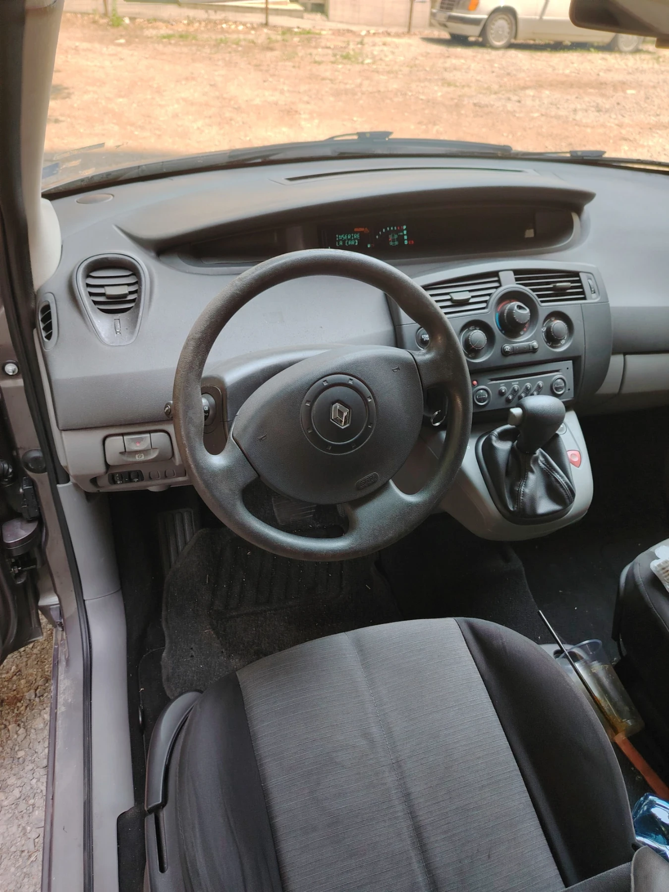 Renault Scenic 1.6 - изображение 9