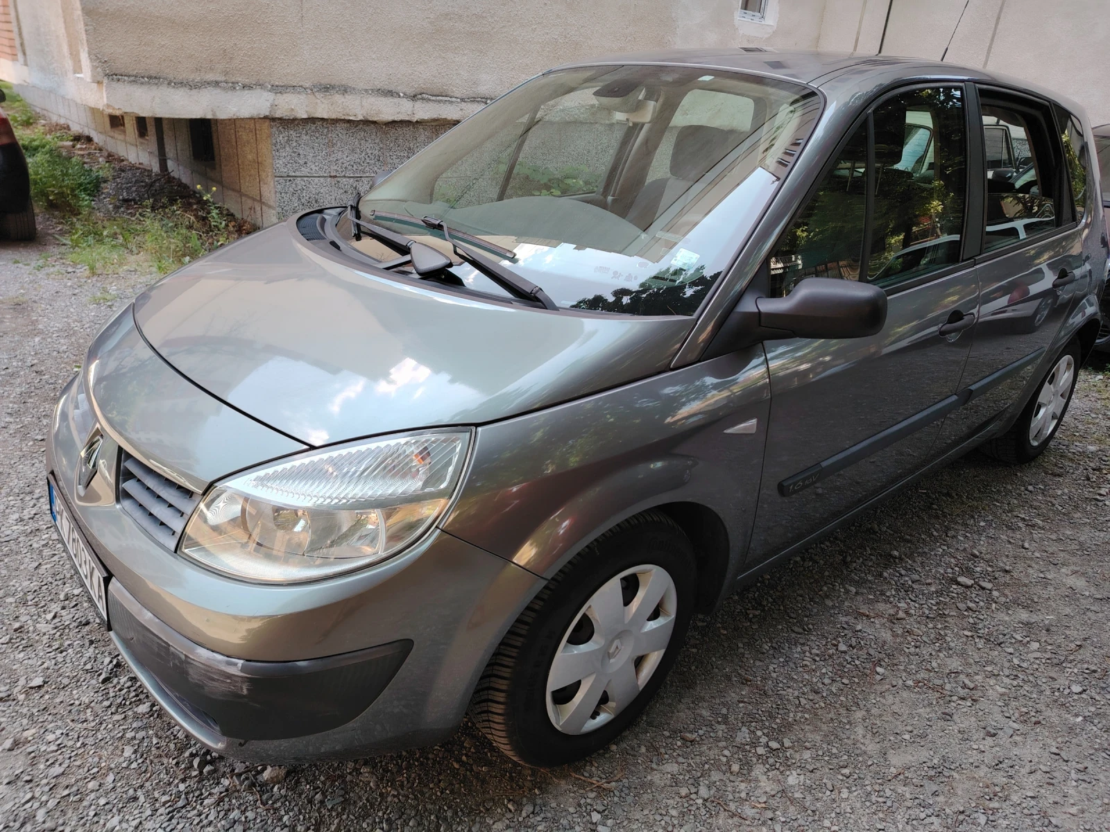 Renault Scenic 1.6 - изображение 2
