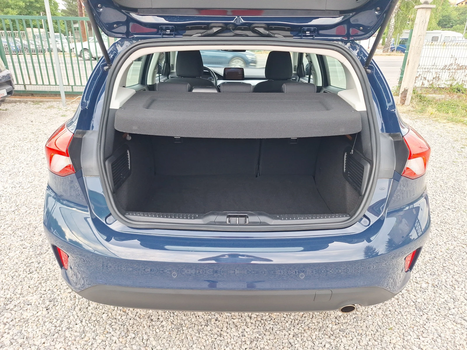 Ford Focus 1.5 Eco Blue 120ks Navi Full! - изображение 9