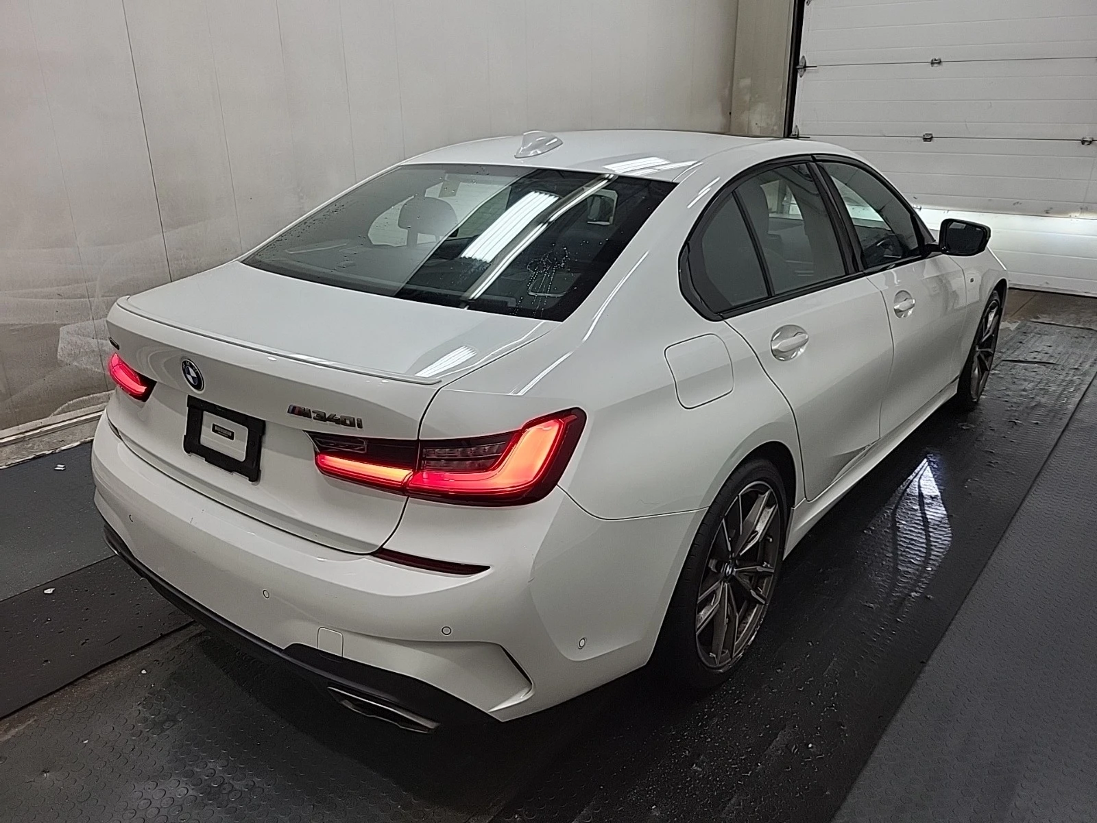 BMW 340 XDRIVE * * CARFAX * * АВТО КРЕДИТ * *  - изображение 3