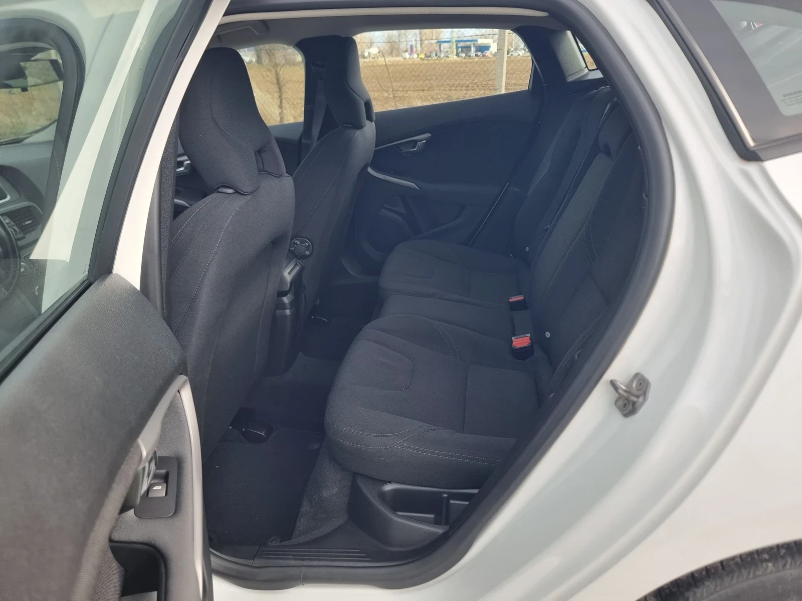 Volvo V40 | Mobile.bg � ����������� 11