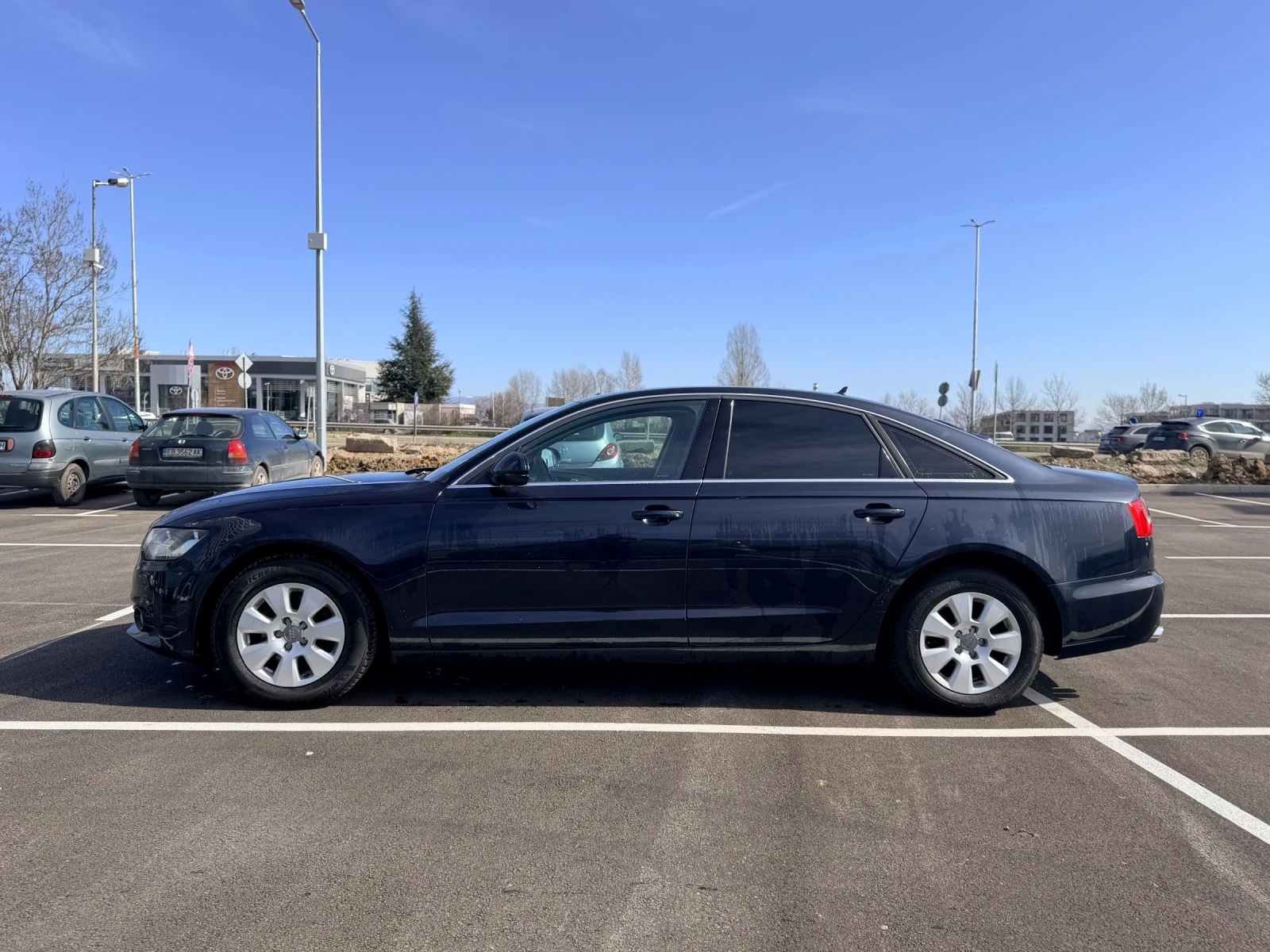 Audi A6 2.0TDI Лизинг през Уникредит по 187 евро на месец, снимка 4 - Автомобили и джипове - 53244689