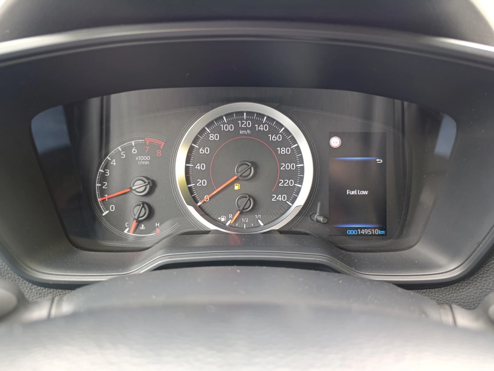 Toyota Corolla 1.5 DYNAMIC FORCE - изображение 9