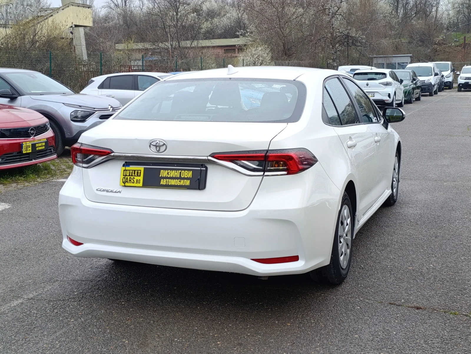 Toyota Corolla 1.5 DYNAMIC FORCE, снимка 3 - Автомобили и джипове - 53563481