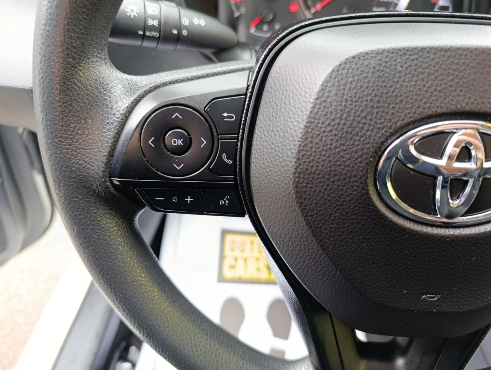 Toyota Corolla 1.5 DYNAMIC FORCE, снимка 15 - Автомобили и джипове - 53563481