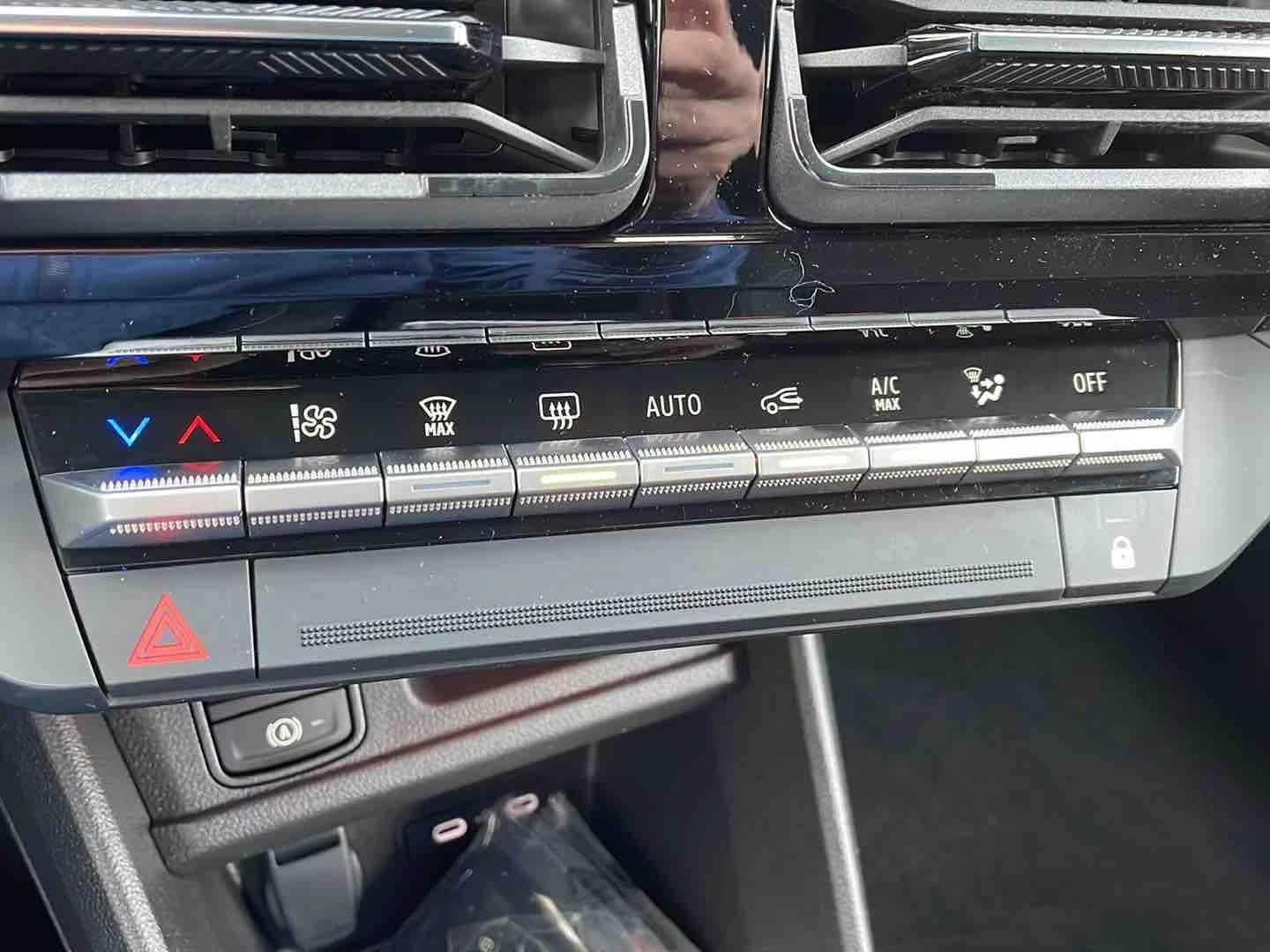 Nissan Micra НОВ!EV/122HP/ADVANCE/CAM/NAVI/LED/H.PUMP/898g, снимка 15 - Автомобили и джипове - 53771001