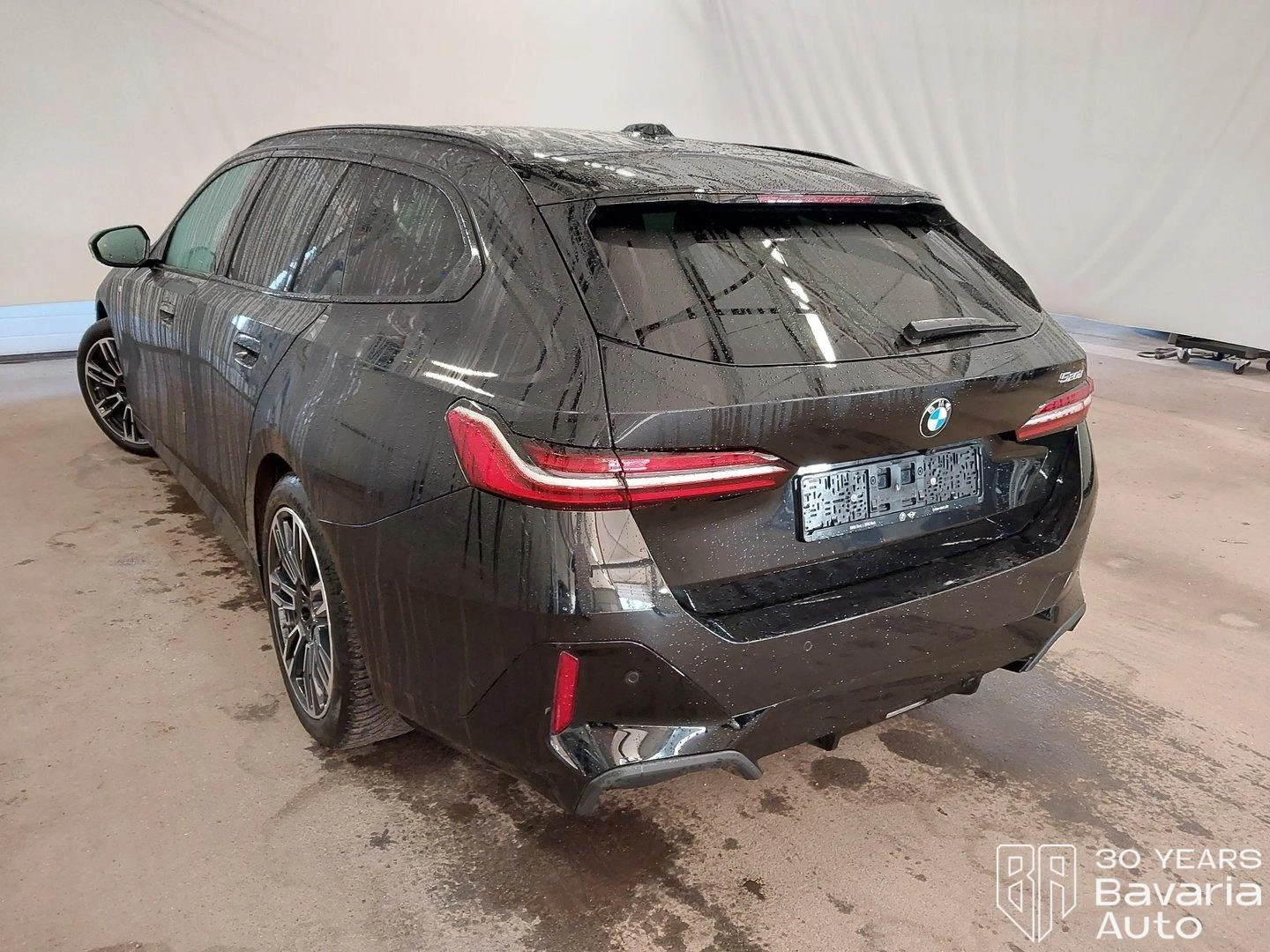 BMW 520 d Touring M Sport Paket Steptronic, снимка 2 - Автомобили и джипове - 53887544