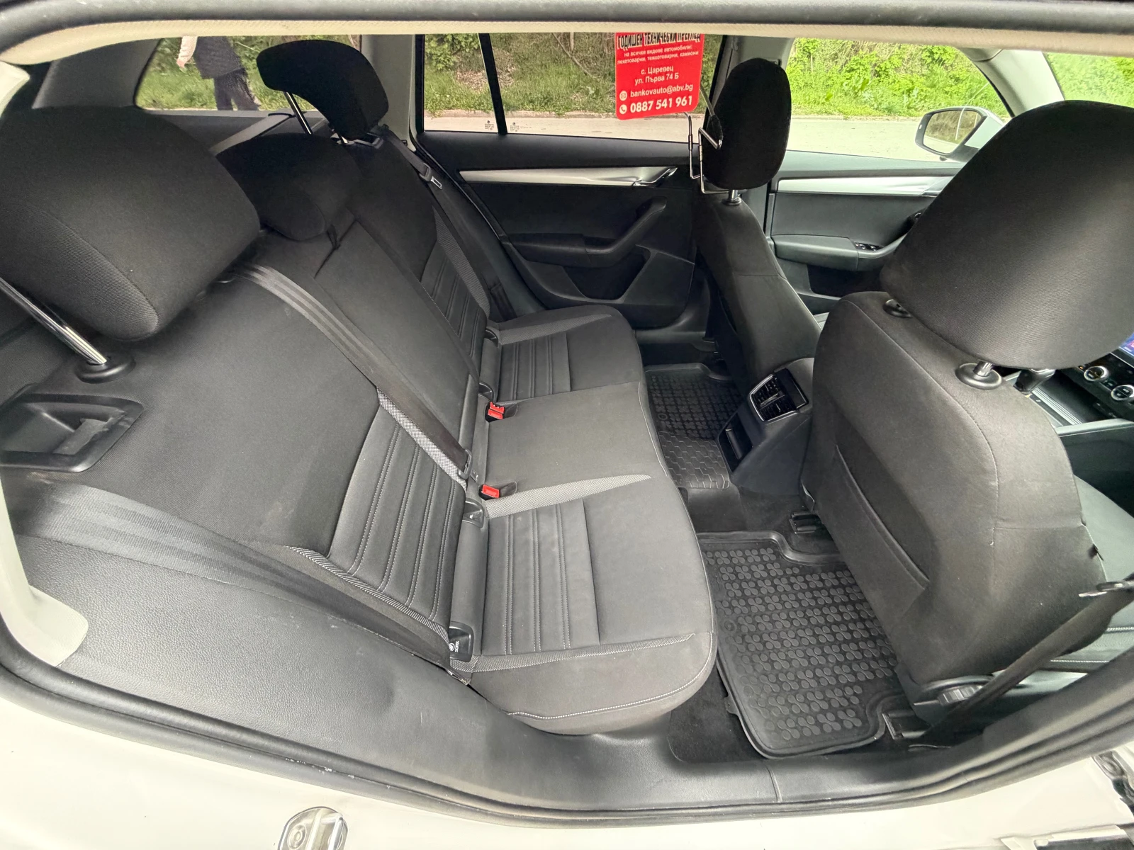 Skoda Octavia 2.0TDI* NAVI* EVRO6, снимка 9 - Автомобили и джипове - 53981513