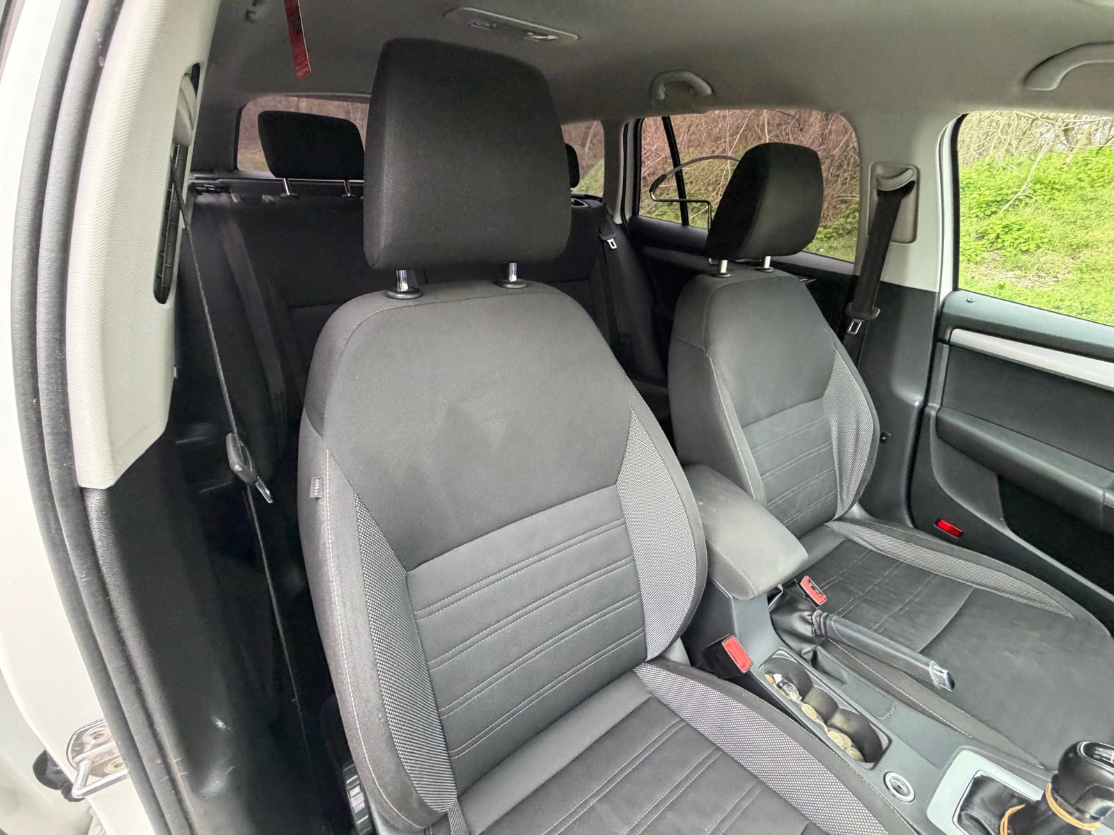 Skoda Octavia 2.0TDI* NAVI* EVRO6, снимка 8 - Автомобили и джипове - 53981513