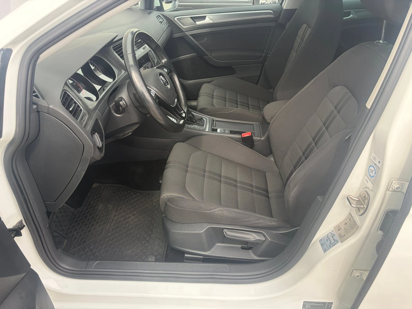 VW Golf, снимка 5 - Автомобили и джипове - 54867508