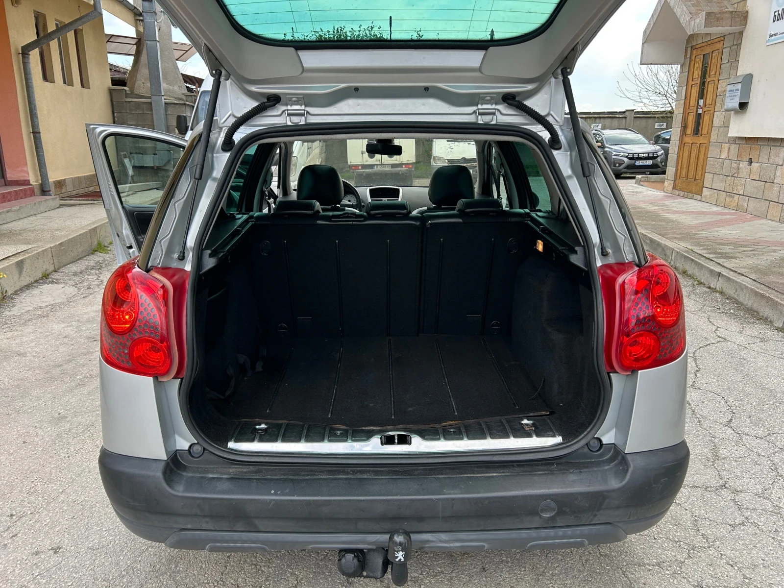 Peugeot 207 1.6i CROSS JBL �������� | Mobile.bg � ����������� 12