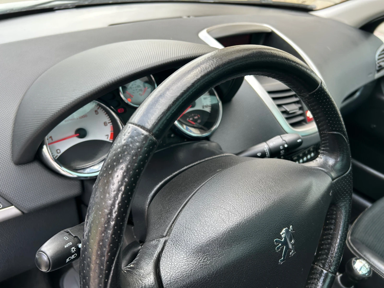 Peugeot 207 1.6i CROSS JBL �������� | Mobile.bg � ����������� 15