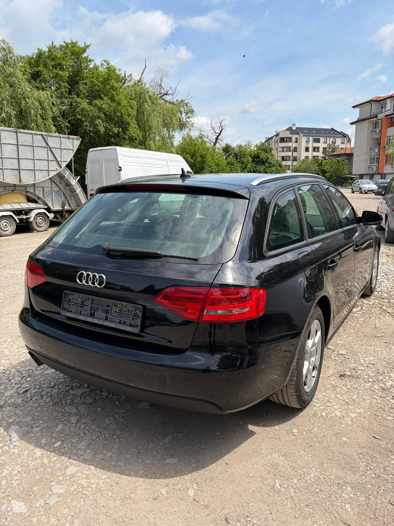 Audi A4 2.0 TDI 143 кс. 2010 г., снимка 14 - Автомобили и джипове - 54645939