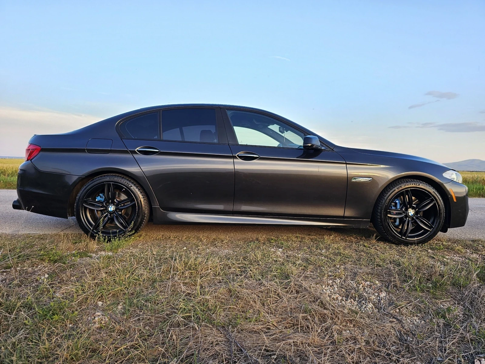 BMW 535 IX M пакет Bang & Olfsen 360 камер Лизинг Head Up , снимка 3 - Автомобили и джипове - 54804114