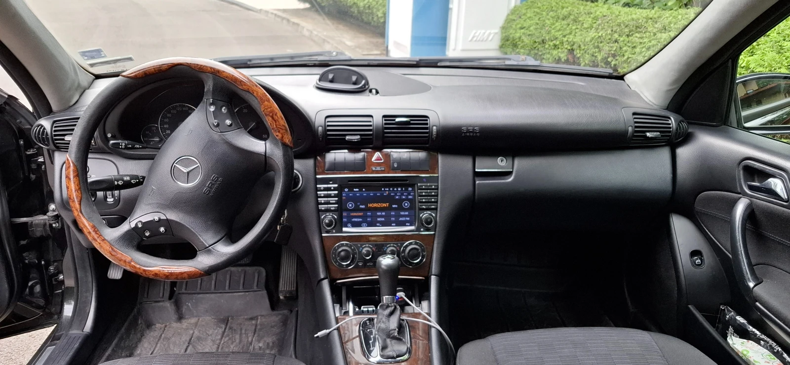 Mercedes-Benz C 220 cdi, снимка 8 - Автомобили и джипове - 55011328
